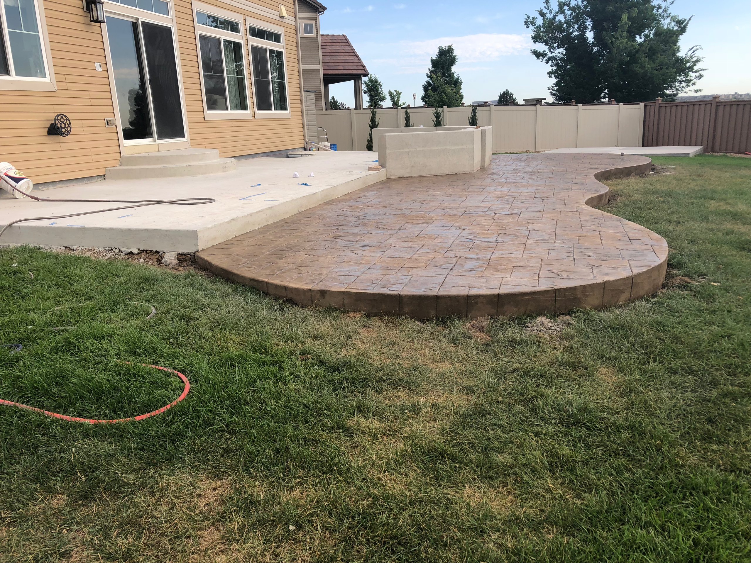 Outdoor home service project